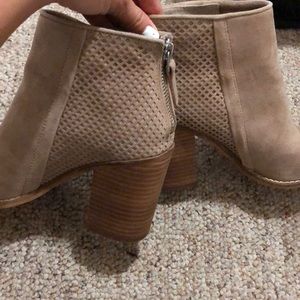 traditional mexican boots